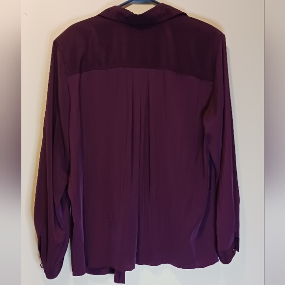 💰Christie and Jill Chic Long Sleeve Button Down Top - Picture 4 of 15